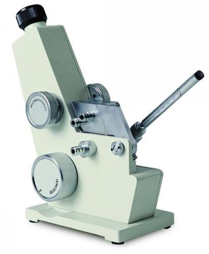 Abbeho refractometr Model RMT