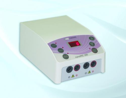 napájecí zdroj nanoPAC-300 Mini pro gelovou elektroforézu