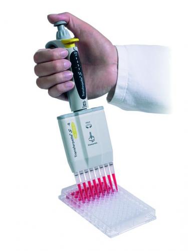 multikanálová mikrolitrová pipeta Transferpette® S-8/S-1 nastavitelná